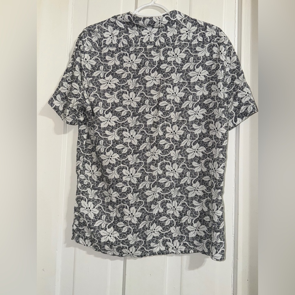 Mens Express size medium Floral Men's Shirt button down flowers summer Hawaiian - Picture 2 of 4